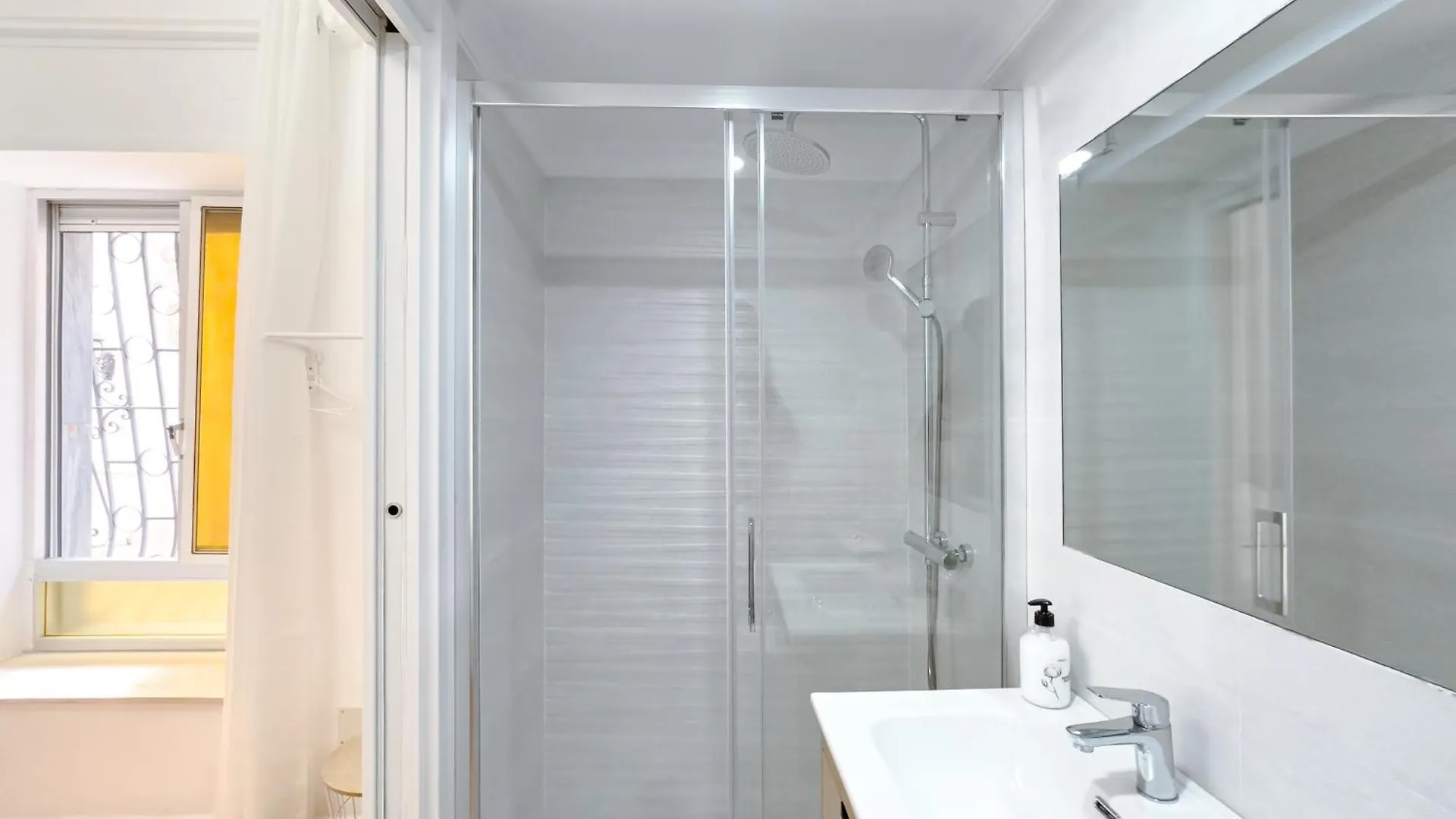 Rooms And Suites Don Pepin La Merced Malaga Guest house