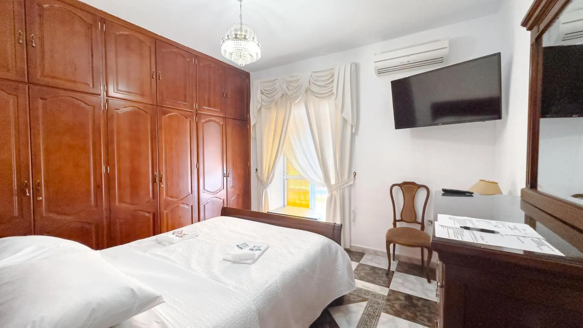 Rooms And Suites Don Pepin La Merced Malaga 0*,